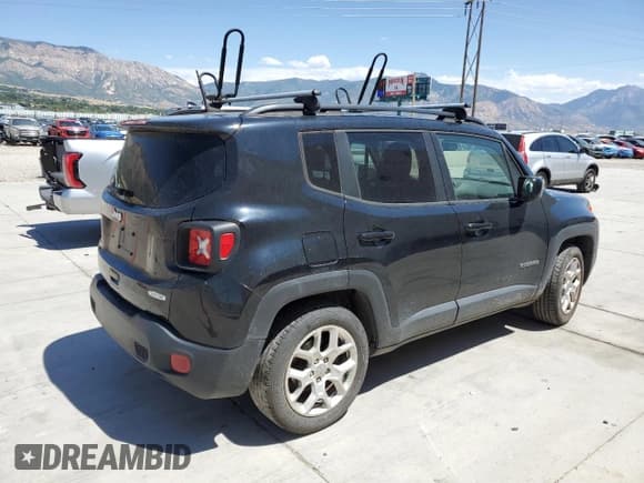 ✅ 2018 Jeep Renegade Latitude • VIN: ZACCJABB4JPJ47350 • Lot: 65604545. Wystawiony na Copart z przebiegiem 139 094 mil. Bezpłatny archiwum sprzedaży aukcyjnych z USA i szczegółowy raport historii pojazdu na DreamBid. Zdjęcie 3.