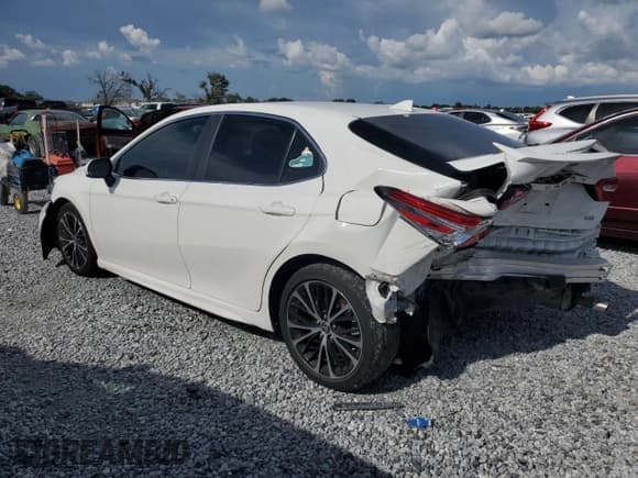 ✅ 2020 Toyota Camry SE • VIN: 4T1G11AK7LU371859 • Лот: 66913605. Опубликован ранее на Copart с пробегом 63 832 миль. Бесплатный доступ к архиву аукционных продаж из США и подробный отчёт об истории автомобиля на DreamBid. Изображение 2.