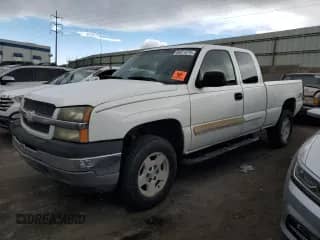 ✅ 2005 Chevrolet Silverado 1500 LS • VIN: 1GCEK19V85Z117154 • Lot: 64971274. Wystawiony na Copart z przebiegiem Nie podano mil. Skorzystaj z bezpłatnego archiwum sprzedaży aukcyjnych z USA i zobacz szczegółowy raport historii pojazdu na DreamBid. Zdjęcie 1.