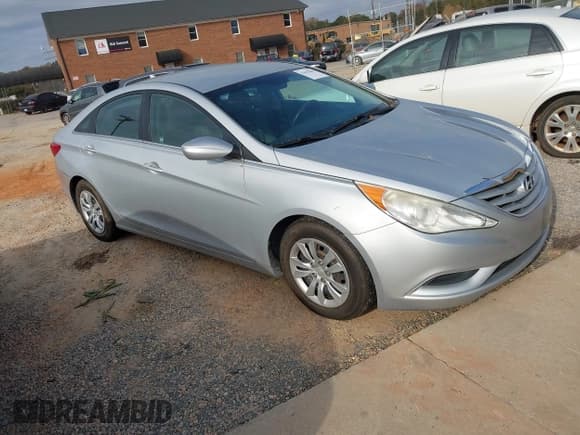 ✅ 2011 Hyundai Sonata GLS • VIN: 5NPEB4ACXBH028202 • Лот: 43653844. Опубликован ранее на IAAI с пробегом 174 000 миль. Бесплатный доступ к архиву аукционных продаж из США и подробный отчёт об истории автомобиля на DreamBid. Изображение 1.