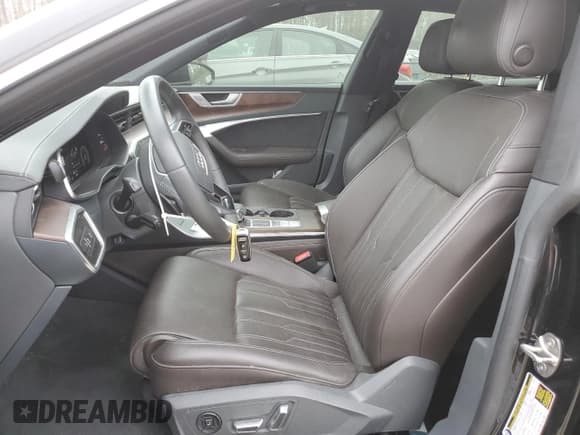 ✅ 2020 Audi A7 Prestige • VIN: WAUV2BF21LN090719 • Lot: 44232695. Listed on Copart with 30,260 mi. Free auction sales archive from the USA and detailed vehicle history report at DreamBid. Image 7.