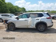 ✅ 2025 Nissan Rogue S • VIN: 5N1BT3AB1SC675161 • Lot: 42952928. Listed on IAAI with 5,752 mi. Free auction sales archive from the USA and detailed vehicle history report at DreamBid. Image 14.