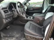 ✅ 2022 Chevrolet Suburban RST • VIN: 1GNSKEKDXNR230722 • Lot: 64009944. Wystawiony na Copart z przebiegiem 40 365 mil. Bezpłatny archiwum sprzedaży aukcyjnych z USA i szczegółowy raport historii pojazdu na DreamBid. Zdjęcie 7.