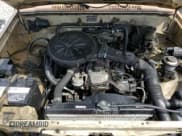 ✅ 1984 Toyota Pickup Deluxe • VIN: JT4RN56D9E0054209 • Лот: 63538665. Опубликован ранее на Copart с пробегом 197 881 миль. Бесплатный доступ к архиву аукционных продаж из США и подробный отчёт об истории автомобиля на DreamBid. Изображение 11.