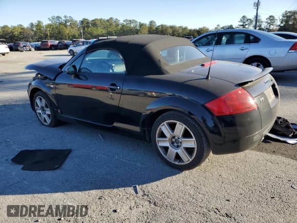 ✅ 2006 Audi TT • VIN: TRUTC28N261006519 • Lot: 83433394. Wystawiony na Copart z przebiegiem Nie podano. Bezpłatny archiwum sprzedaży aukcyjnych z USA i szczegółowy raport historii pojazdu na DreamBid. Zdjęcie 2.