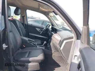 ✅ 2011 Mercedes-Benz GLK 350 • VIN: WDCGG8HB0BF682046 • Лот: 43725886. Опубликован ранее на IAAI с пробегом 135 925 миль. Бесплатный доступ к архиву аукционных продаж из США и подробный отчёт об истории автомобиля на DreamBid. Изображение 5.