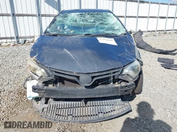 ✅ 2015 Toyota Corolla S Plus • VIN: 5YFBURHE9FP267069 • Lot: 43450695. Wystawiony na IAAI z przebiegiem 149 129 mil. Bezpłatny archiwum sprzedaży aukcyjnych z USA i szczegółowy raport historii pojazdu na DreamBid. Zdjęcie 12.