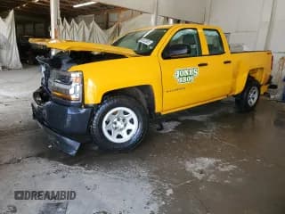 ✅ 2018 Chevrolet Silverado 1500 Work Truck • VIN: 1GCVKNEC4JZ236969 • Лот: 66122825. Опубликован ранее на Copart с пробегом Не указан. Бесплатный доступ к архиву аукционных продаж из США и подробный отчёт об истории автомобиля на DreamBid. Изображение 1.