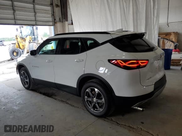 ✅ 2023 Chevrolet Blazer LT • VIN: 3GNKBDR40PS179733 • Lot: 68961315. Listed on Copart with 46,193 mi. Free auction sales archive from the USA and detailed vehicle history report at DreamBid. Image 2.