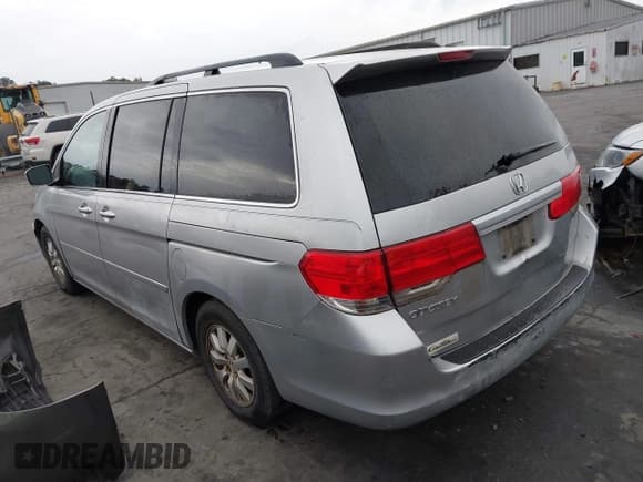 ✅ 2010 Honda Odyssey EX • VIN: 5FNRL3H48AB081386 • Lot: 43541186. Listed on IAAI with 253,106 mi. Free auction sales archive from the USA and detailed vehicle history report at DreamBid. Image 3.