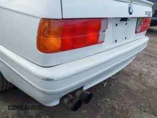 ✅ 1990 BMW 3 Series • VIN: WBABB2304LEC20159 • Lot: 42037720. Listed on IAAI with 77,902 mi. Free auction sales archive from the USA and detailed vehicle history report at DreamBid. Image 6.