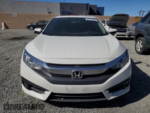 ✅ 2018 Honda Civic EX-T • VIN: JHMFC1F34JX035995 • Lot: 82781945. Wystawiony na Copart z przebiegiem 149 233 mil. Bezpłatny archiwum sprzedaży aukcyjnych z USA i szczegółowy raport historii pojazdu na DreamBid. Zdjęcie 5.