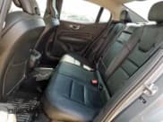 ✅ 2020 Volvo S60 Momentum • VIN: 7JR102FK9LG037151 • Лот: 84633465. Опубликован ранее на Copart с пробегом 100 313 миль. Бесплатный доступ к архиву аукционных продаж из США и подробный отчёт об истории автомобиля на DreamBid. Изображение 10.