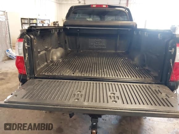 ✅ 2004 Toyota Tundra SR5 • VIN: 5TBDT44134S434539 • Lot: 42856749. Wystawiony na IAAI z przebiegiem Nie podano. Bezpłatny archiwum sprzedaży aukcyjnych z USA i szczegółowy raport historii pojazdu na DreamBid. Zdjęcie 12.