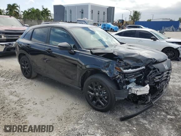 ✅ 2025 Honda HR-V Sport • VIN: 3CZRZ1H59SM725299 • Lot: 70713505. Listed on Copart with 8,605 mi. Free auction sales archive from the USA and detailed vehicle history report at DreamBid. Image 4.