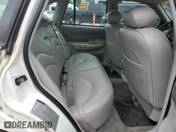 ✅ 1997 Ford Crown Victoria LX • VIN: 2FALP74WXVX114442 • Lot: 59524075. Listed on Copart with 138,450 mi. Free auction sales archive from the USA and detailed vehicle history report at DreamBid. Image 10.