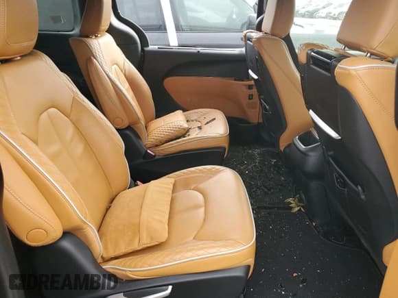 ✅ 2023 Chrysler Pacifica Pinnacle • VIN: 2C4RC3PGXPR500380 • Лот: 76491104. Опубликован ранее на Copart с пробегом 3 070 миль. Бесплатный доступ к архиву аукционных продаж из США и подробный отчёт об истории автомобиля на DreamBid. Изображение 11.