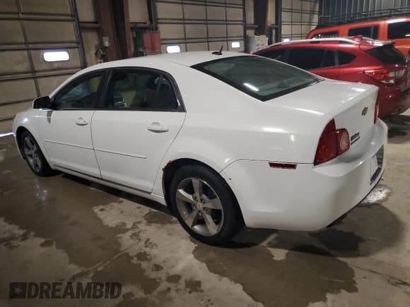 ✅ 2011 Chevrolet Malibu 1LT • VIN: 1G1ZC5E16BF225416 • Lot: 43257495. Wystawiony na Copart z przebiegiem 101 649 mil. Bezpłatny archiwum sprzedaży aukcyjnych z USA i szczegółowy raport historii pojazdu na DreamBid. Zdjęcie 2.