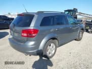 ✅ 2010 Dodge Journey SXT • VIN: 3D4PG5FV4AT176020 • Lot: 43538875. Wystawiony na IAAI z przebiegiem 117 723 mil. Bezpłatny archiwum sprzedaży aukcyjnych z USA i szczegółowy raport historii pojazdu na DreamBid. Zdjęcie 4.