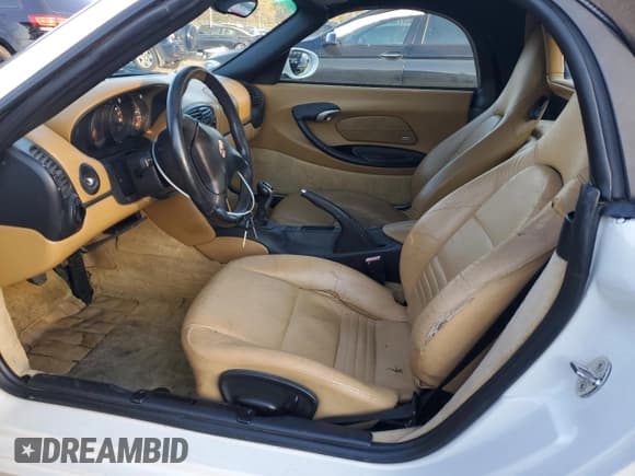 ✅ 2002 Porsche Boxster • VIN: WP0CA29802U625055 • Lot: 75728304. Wystawiony na Copart z przebiegiem 60 531 mil. Bezpłatny archiwum sprzedaży aukcyjnych z USA i szczegółowy raport historii pojazdu na DreamBid. Zdjęcie 7.