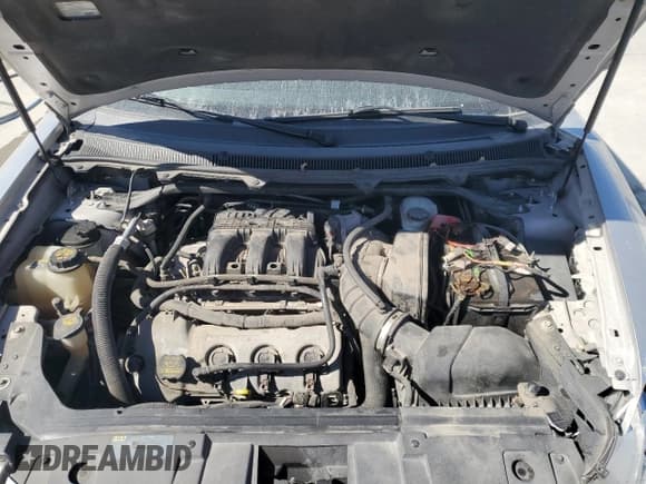 ✅ 2012 Ford Flex SEL • VIN: 2FMGK5CC5CBD20232 • Lot: 70122195. Listed on Copart with 143,859 mi. Free auction sales archive from the USA and detailed vehicle history report at DreamBid. Image 12.