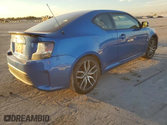 ✅ 2015 Scion tC • VIN: JTKJF5C76F3095558 • Lot: 91592325. Wystawiony na Copart z przebiegiem 121 154 mil. Bezpłatny archiwum sprzedaży aukcyjnych z USA i szczegółowy raport historii pojazdu na DreamBid. Zdjęcie 3.
