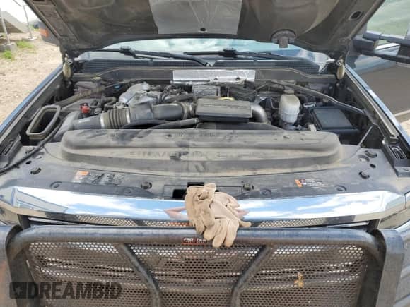 2018 Chevrolet Silverado 3500HD LTZ z VIN 1GC4K0CY5JF222075, wystawiony jako Copart lot #59560914 z przebiegiem 128 718 mil mil oraz Czysty tytuł • Clean title. Historia ofert i sprzedaży dostępna na DreamBid. Obrazek 11.