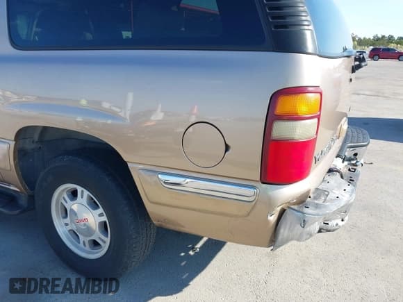 ✅ 2001 GMC Yukon XL SLT • VIN: 3GKEC16T31G179236 • Лот: 43477084. Опубликован ранее на IAAI с пробегом 175 650 миль. Бесплатный доступ к архиву аукционных продаж из США и подробный отчёт об истории автомобиля на DreamBid. Изображение 17.