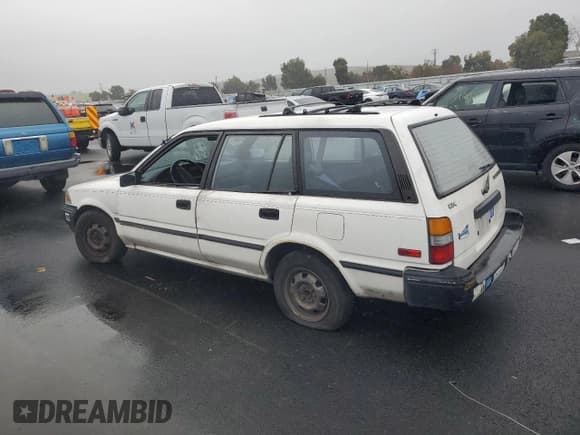 ✅ 1992 Toyota Corolla • VIN: JT2AE94K4N3500103 • Lot: 93150605. Wystawiony na Copart z przebiegiem 330 269 mil. Bezpłatny archiwum sprzedaży aukcyjnych z USA i szczegółowy raport historii pojazdu na DreamBid. Zdjęcie 2.