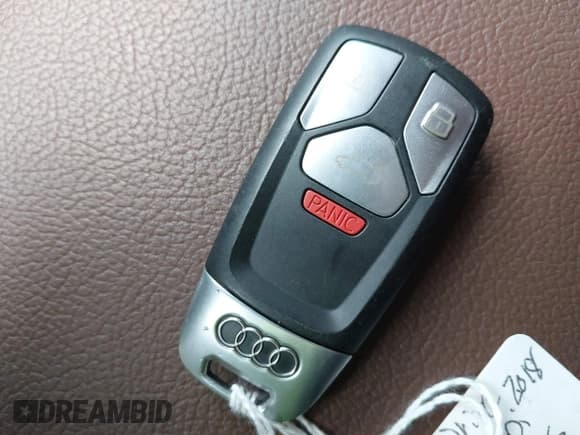 ✅ 2018 Audi Q5 Premium Plus • VIN: WA1BNAFY2J2246450 • Lot: 43095350. Wystawiony na IAAI z przebiegiem 58 391 mil. Bezpłatny archiwum sprzedaży aukcyjnych z USA i szczegółowy raport historii pojazdu na DreamBid. Zdjęcie 11.