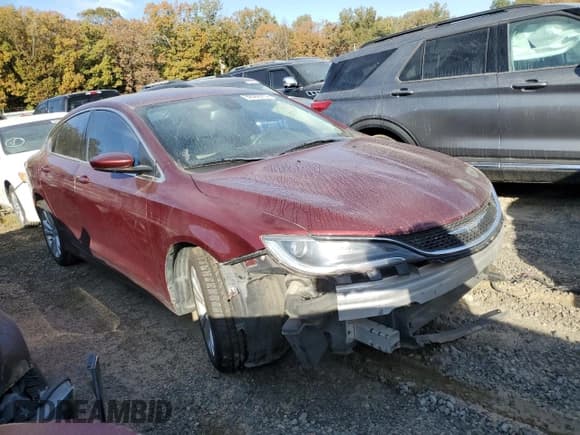 ✅ 2015 Chrysler 200 Limited • VIN: 1C3CCCABXFN748471 • Lot: 92502615. Listed on Copart with 164,102 mi. Free auction sales archive from the USA and detailed vehicle history report at DreamBid. Image 4.