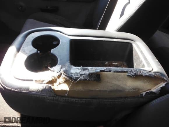 ✅ 2007 Chevrolet Silverado 1500 1LT • VIN: 2GCEC19C171708238 • Lot: 43661739. Listed on IAAI with 167,448 mi. Free auction sales archive from the USA and detailed vehicle history report at DreamBid. Image 27.