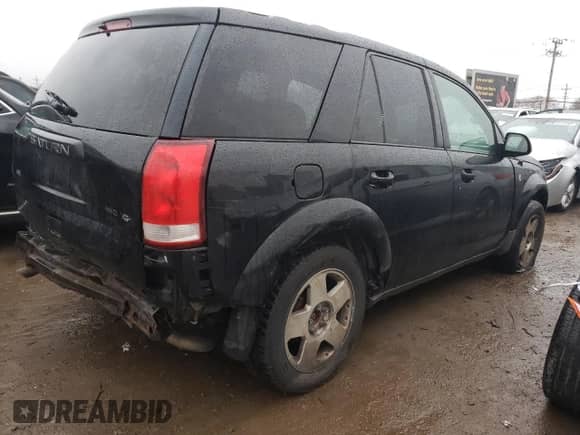 2004 Saturn VUE V6 z VIN 5GZCZ63484S817679, wystawiony jako Copart lot #82032153 z przebiegiem 209 921 mil mil oraz Szkoda całkowita • Salvage title. Historia ofert i sprzedaży dostępna na DreamBid. Obrazek 3.