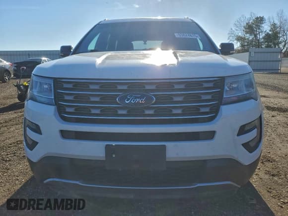 ✅ 2017 Ford Explorer XLT • VIN: 1FM5K7D83HGA97749 • Lot: 93624815. Listed on Copart with 148,880 mi. Free auction sales archive from the USA and detailed vehicle history report at DreamBid. Image 5.