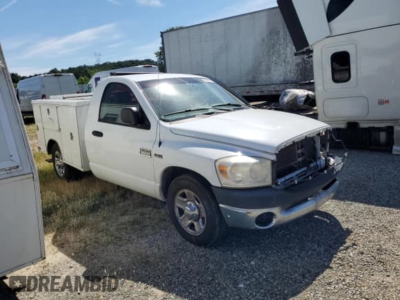 ✅ 2007 Dodge 2500 ST • VIN: 3D6WR26D67G788076 • Лот: 55336995. Опубликован ранее на Copart с пробегом 151 490 миль. Бесплатный доступ к архиву аукционных продаж из США и подробный отчёт об истории автомобиля на DreamBid. Изображение 4.