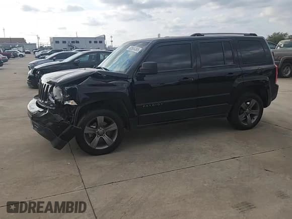 ✅ 2016 Jeep Patriot Sport SE • VIN: 1C4NJPBA8GD748810 • Lot: 82654365. Wystawiony na Copart z przebiegiem 113 030 mil. Bezpłatny archiwum sprzedaży aukcyjnych z USA i szczegółowy raport historii pojazdu na DreamBid. Zdjęcie 13.