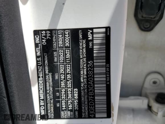 ✅ 2016 Mercedes-Benz GLE 63 S AMG • VIN: 4JGED7FB3GA038236 • Lot: 62570405. Wystawiony na Copart z przebiegiem 129 386 mil. Bezpłatny archiwum sprzedaży aukcyjnych z USA i szczegółowy raport historii pojazdu na DreamBid. Zdjęcie 12.