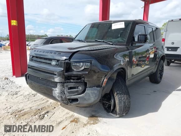 ✅ 2021 Land Rover Defender SE • VIN: SALEP7RU0M2041019 • Lot: 41177164. Listed on IAAI with 25,306 mi. Free auction sales archive from the USA and detailed vehicle history report at DreamBid. Image 6.