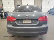 ✅ 2011 Volkswagen Jetta SE • VIN: 3VWDX7AJ9BM355372 • Lot: 81951025. Wystawiony na Copart z przebiegiem 278 405 mil. Bezpłatny archiwum sprzedaży aukcyjnych z USA i szczegółowy raport historii pojazdu na DreamBid. Zdjęcie 6.