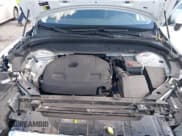 ✅ 2021 Volvo XC60 Momentum • VIN: YV4102DK6M1826828 • Lot: 40603154. Wystawiony na IAAI z przebiegiem 58 124 mil. Bezpłatny archiwum sprzedaży aukcyjnych z USA i szczegółowy raport historii pojazdu na DreamBid. Zdjęcie 10.