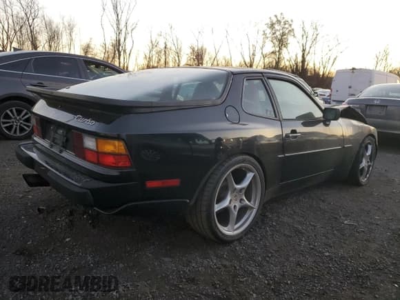 ✅ 1986 Porsche 944 • VIN: WP0AA0951GN156691 • Lot: 79901794. Wystawiony na Copart z przebiegiem 694 360 mil. Bezpłatny archiwum sprzedaży aukcyjnych z USA i szczegółowy raport historii pojazdu na DreamBid. Zdjęcie 3.
