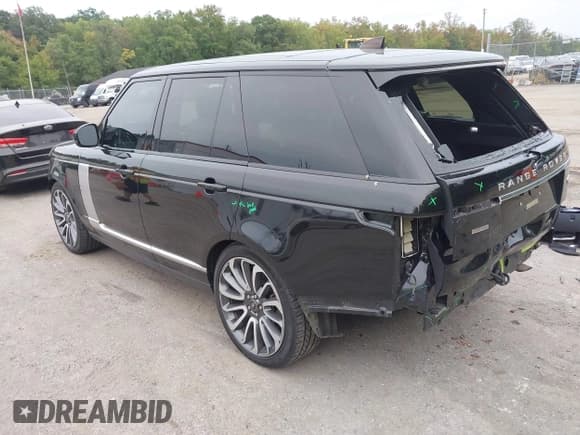 ✅ 2019 Land Rover Range Rover • VIN: SALGS2RE6KA562378 • Lot: 43338761. Listed on IAAI with 40,815 mi. Free auction sales archive from the USA and detailed vehicle history report at DreamBid. Image 3.
