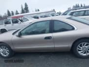 ✅ 1997 Lincoln Mark VIII • VIN: 1LNLM91V0VY678185 • Lot: 43698865. Wystawiony na IAAI z przebiegiem 140 782 mil. Bezpłatny archiwum sprzedaży aukcyjnych z USA i szczegółowy raport historii pojazdu na DreamBid. Zdjęcie 14.