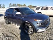 ✅ 2023 Hyundai Venue SEL • VIN: KMHRC8A38PU229109 • Лот: 89081895. Опубликован ранее на Copart с пробегом 17 674 миль. Бесплатный доступ к архиву аукционных продаж из США и подробный отчёт об истории автомобиля на DreamBid. Изображение 4.