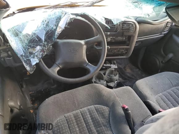 ✅ 2002 Chevrolet S-10 Fleet • VIN: 1GCCS195228196667 • Лот: 74998614. Опубликован ранее на Copart с пробегом Не указан. Бесплатный доступ к архиву аукционных продаж из США и подробный отчёт об истории автомобиля на DreamBid. Изображение 8.