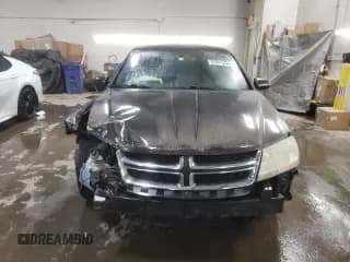 ✅ 2012 Dodge Avenger SXT • VIN: 1C3CDZCB1CN126110 • Lot: 82841254. Wystawiony na Copart z przebiegiem 101 402 mil. Bezpłatny archiwum sprzedaży aukcyjnych z USA i szczegółowy raport historii pojazdu na DreamBid. Zdjęcie 5.