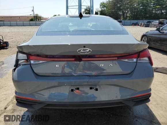 ✅ 2021 Hyundai Elantra SE • VIN: KMHLL4AG9MU148567 • Lot: 65771055. Listed on Copart with 34,358 mi. Free auction sales archive from the USA and detailed vehicle history report at DreamBid. Image 6.