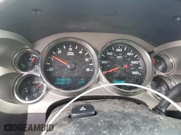 ✅ 2011 Chevrolet Silverado 1500 LT • VIN: 1GCRKSE36BZ343507 • Лот: 89533695. Опубликован ранее на Copart с пробегом 196 650 миль. Бесплатный доступ к архиву аукционных продаж из США и подробный отчёт об истории автомобиля на DreamBid. Изображение 9.