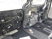 ✅ 2023 Chrysler Voyager LX • VIN: 2C4RC1CG4PR525303 • Lot: 43501227. Wystawiony na IAAI z przebiegiem 65 829 mil. Bezpłatny archiwum sprzedaży aukcyjnych z USA i szczegółowy raport historii pojazdu na DreamBid. Zdjęcie 18.