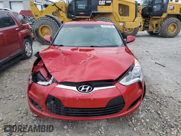 ✅ 2016 Hyundai Veloster • VIN: KMHTC6AD1GU268384 • Lot: 65767144. Wystawiony na Copart z przebiegiem 132 561 mil. Bezpłatny archiwum sprzedaży aukcyjnych z USA i szczegółowy raport historii pojazdu na DreamBid. Zdjęcie 5.